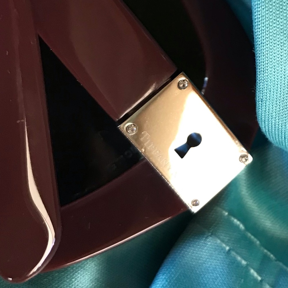 Tiffany&co super cute frames sunglasses! Authentic with logos and T&C key hole - Picture 3 of 4